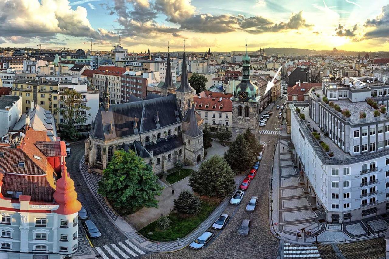 Peter'S Tower Apartments Praga Exterior foto